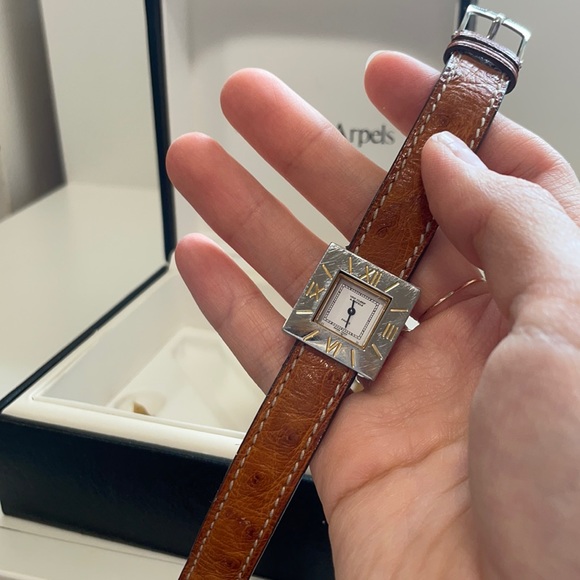 Van Cleef & Arpels watch - Picture 1 of 10